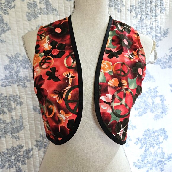 Size S-M Cropped Vest Groovy Red - Picture 3 of 8